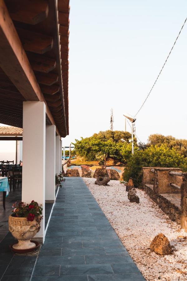 Agriturismo Irghitula 波萨达 外观 照片